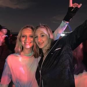 Meet your Posher, Elizabeth